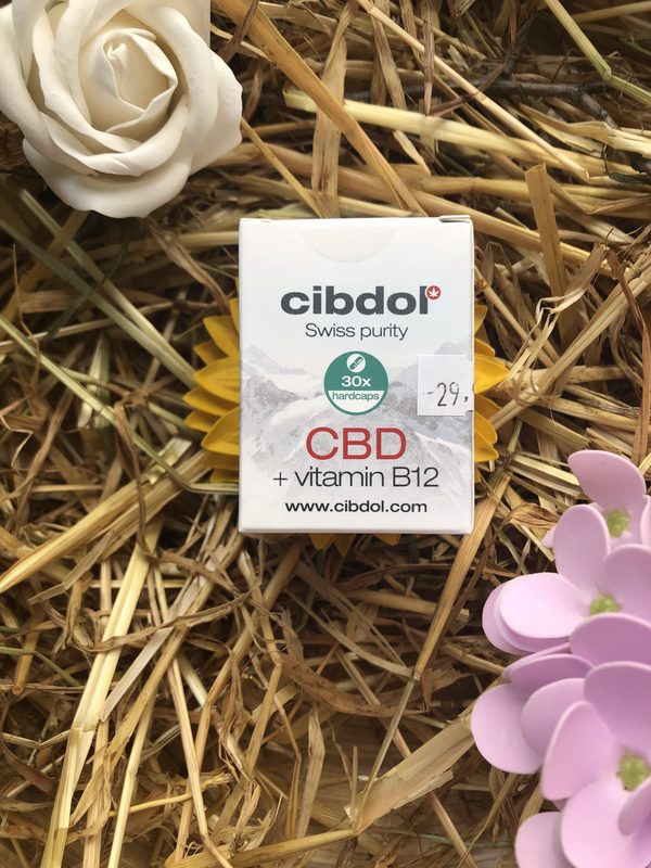 Gélules au CBD et vitamine B12